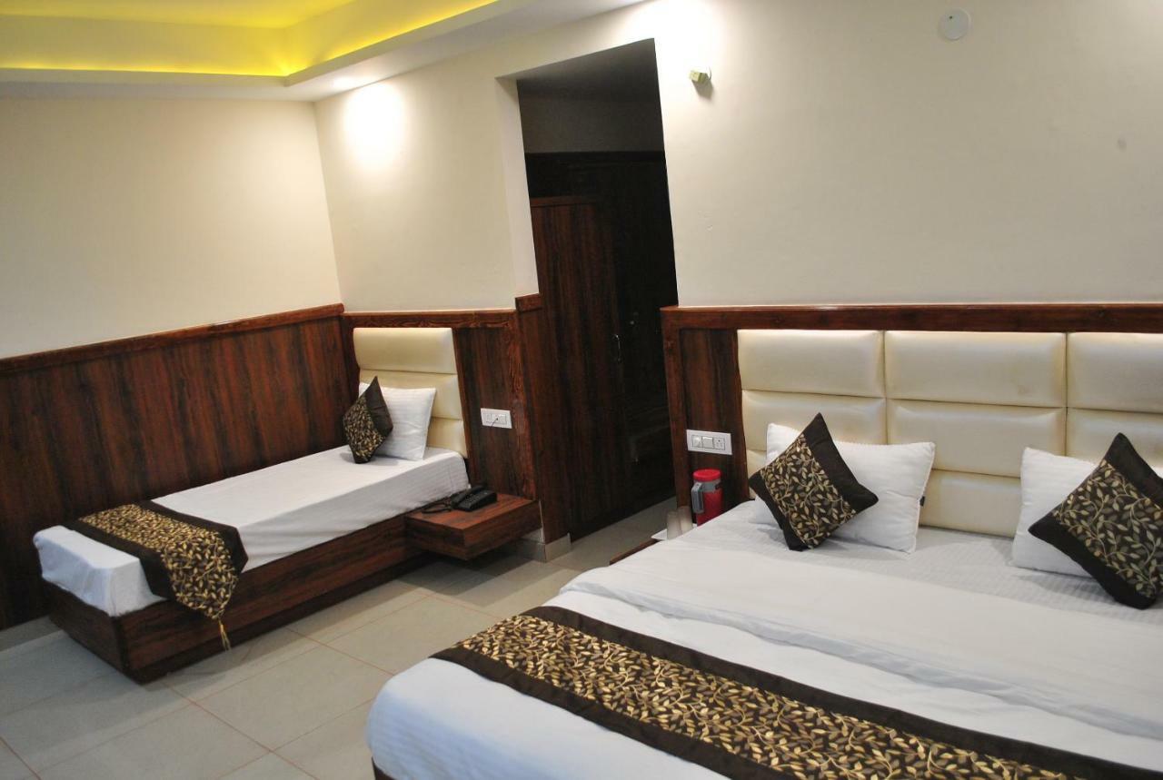 Hotel Vaishno Devi Heights Katra  Exterior photo